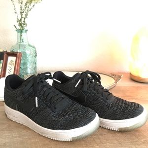Nike Air Force 1 Flyknit Low